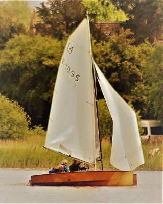 CVRDA Rally at Llangorse 2022
CVRDA rally at Llangorse Sailing Club June 2022
Keywords: llangorse events2022